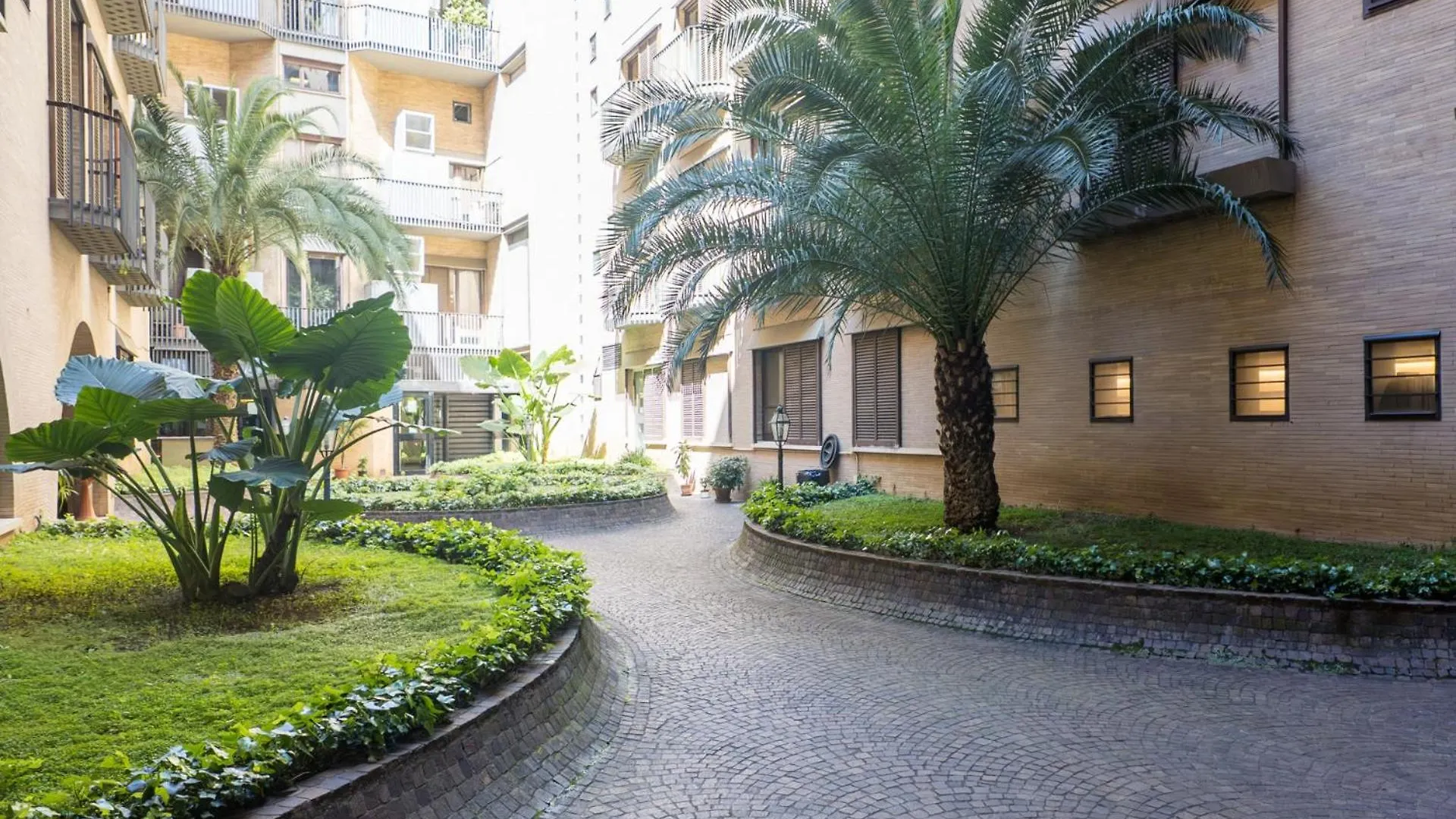 The Best Rent - Prestigious Multi-Bedroom Apartment Overlooking St. Peter'S Rome Italy