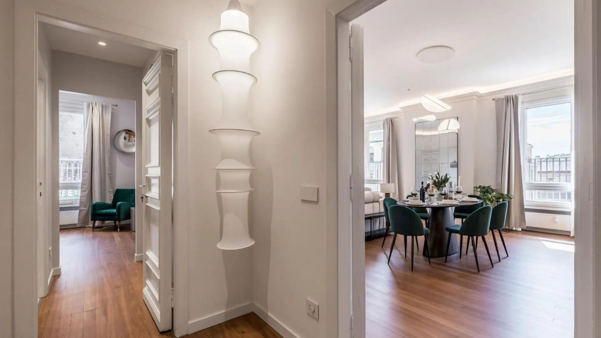 The Best Rent - Prestigious Multi-Bedroom Apartment Overlooking St. Peter'S Rome 0*,